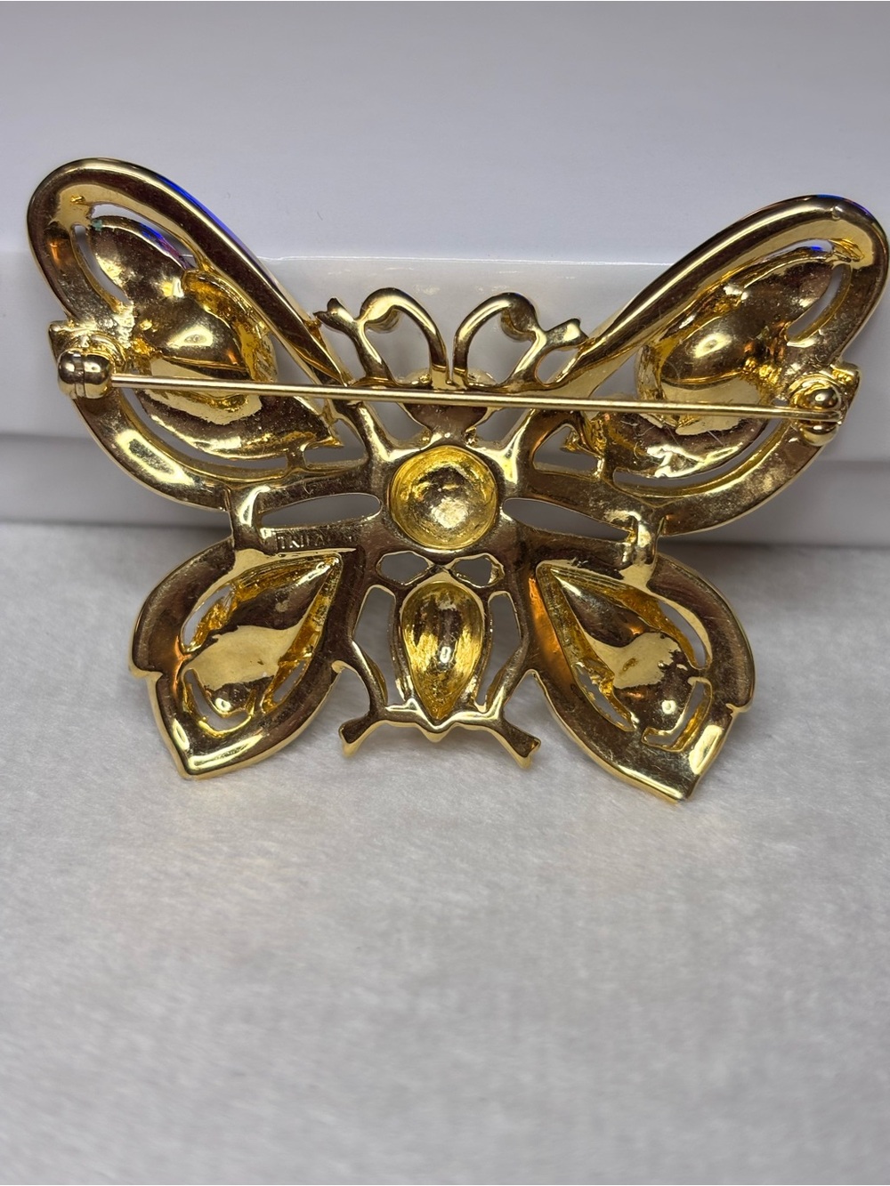 Vintage Signed TRIFARI Black Enamel Rhinestone Butterfly Brooch Gold Tone - Picture 2 of 6
